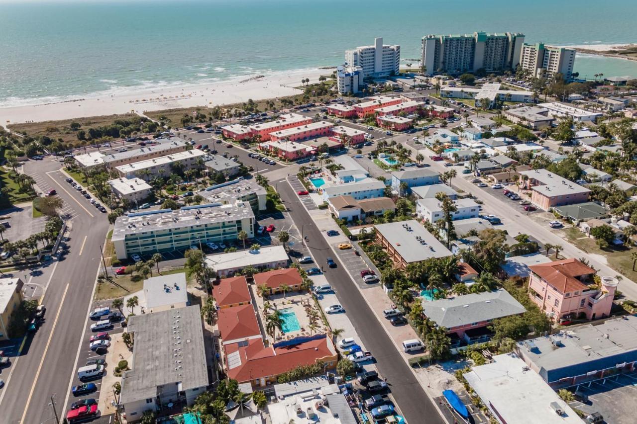 Upham Beach Inn St. Pete Beach Eksteriør bilde